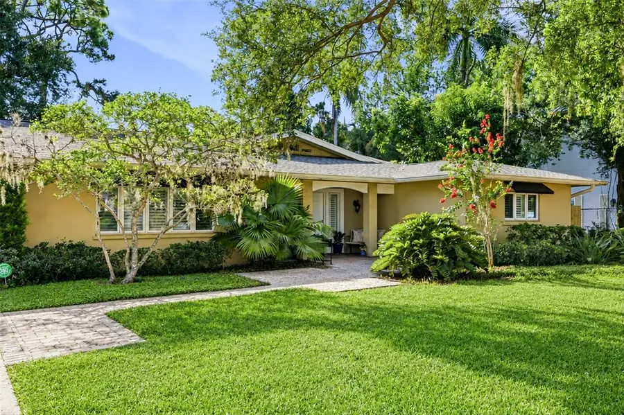 1041 Citrus Avenue, Sarasota, FL 34236 - #3