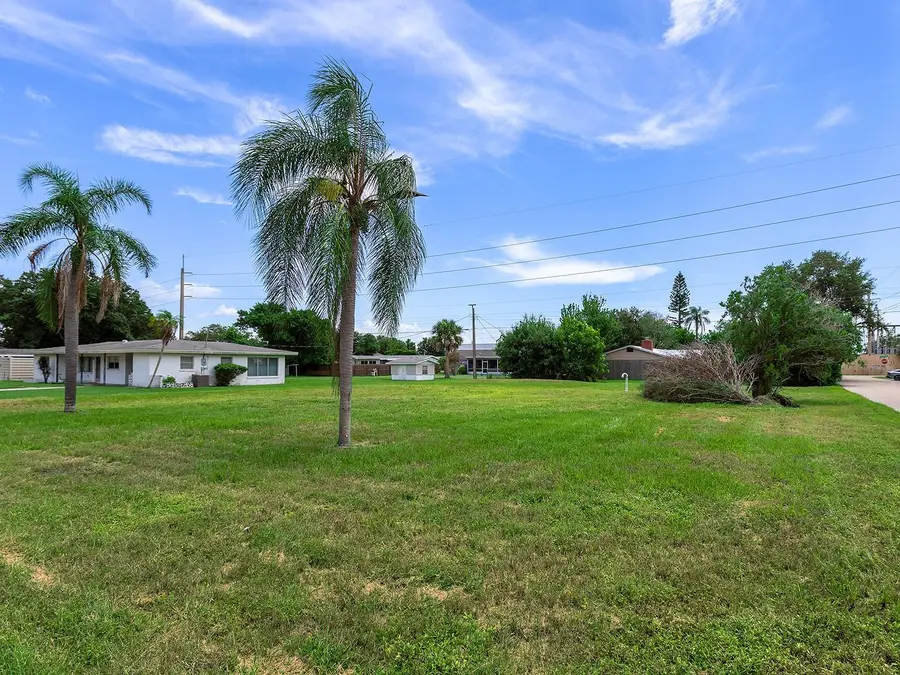 2110 Sandrala Drive, Sarasota, FL 34231 - #3