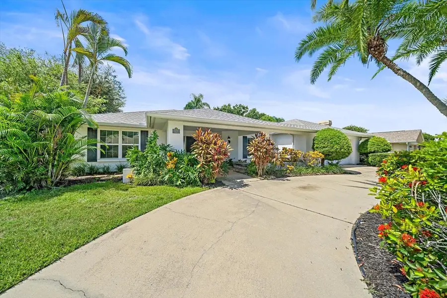 6840 Country Lakes Circle, Sarasota, FL 34243 - #2