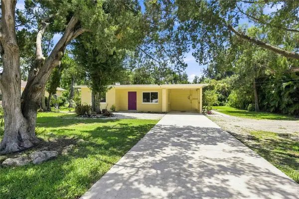 114 Lakeview Drive, NOKOMIS, FL 34275