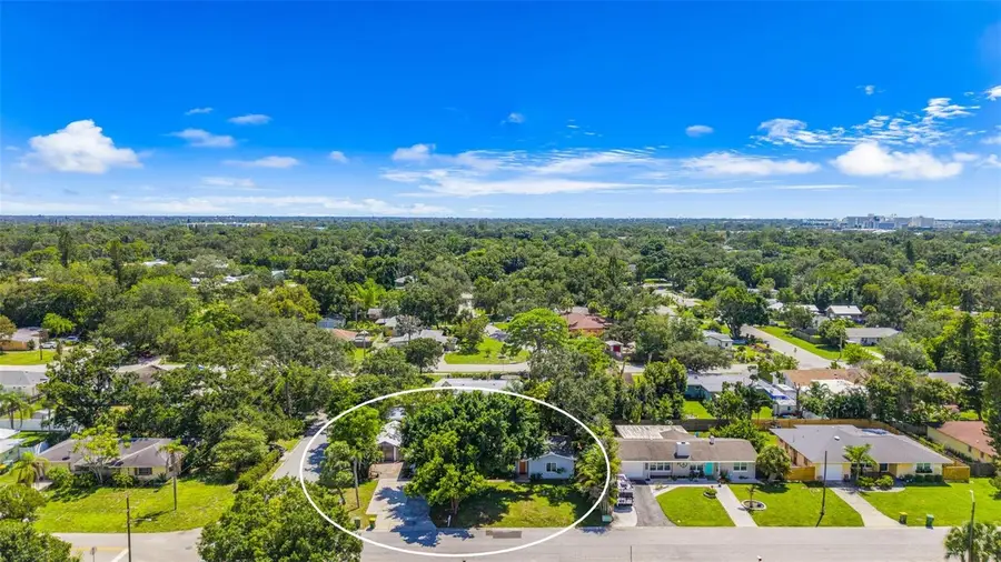 2488 Davis Boulevard, Sarasota, FL 34237 - #2