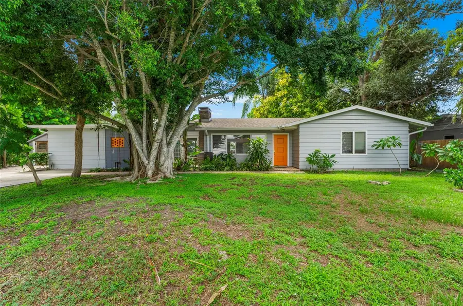 2488 Davis Boulevard, Sarasota, FL 34237 - #3