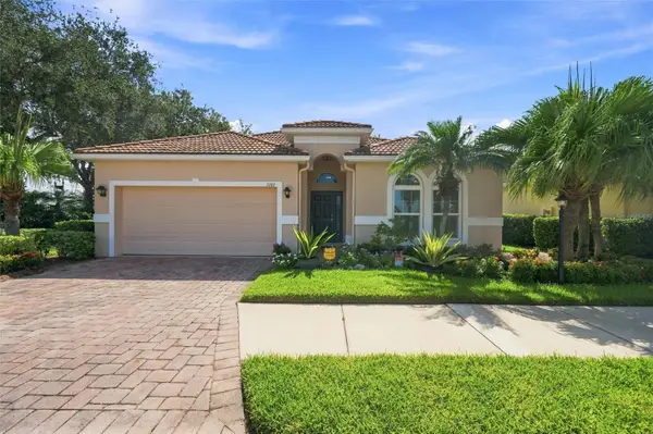 7707 33rd Street E, SARASOTA, FL 34243