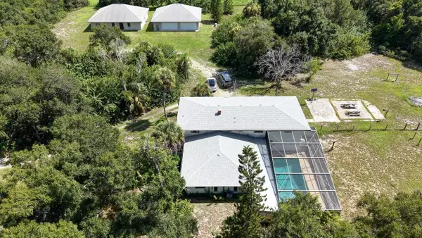 411 Bristol Lane, NOKOMIS, FL 34275