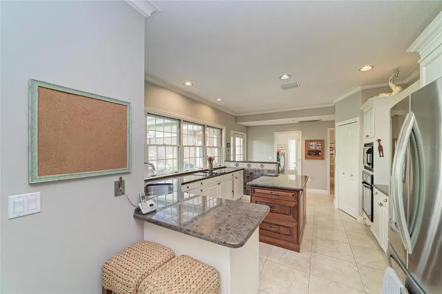 3706 Avenida Madera, Bradenton, FL 34210 - #3