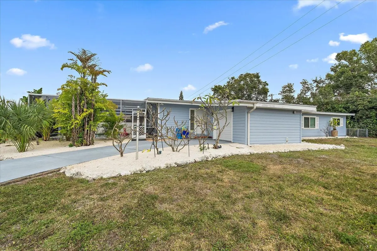 217 46th Street W, Bradenton, FL 34209 - #1