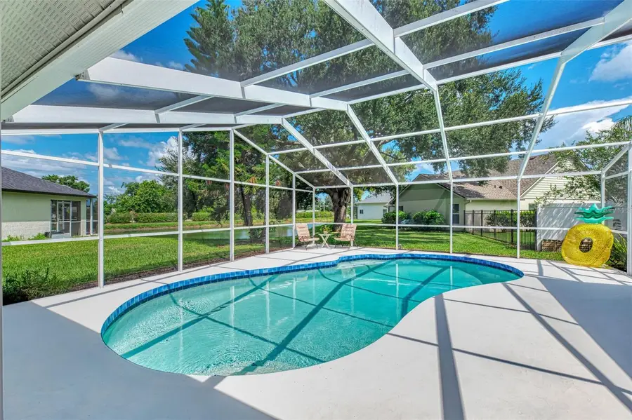 3911 77th Place E, Sarasota, FL 34243 - #2