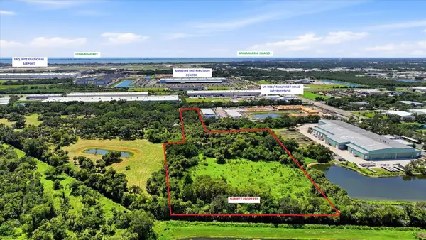 7845 27th Street E, SARASOTA, FL 34243