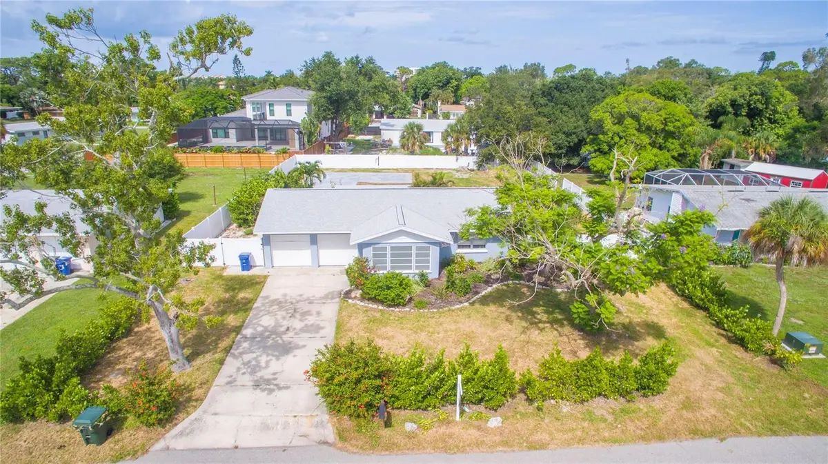 6344 Glencoe Avenue, Sarasota, FL 34231 - #1