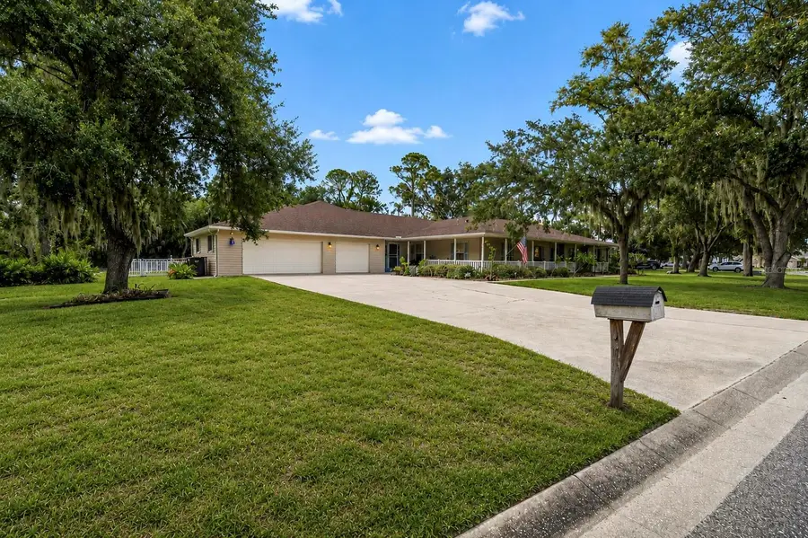 608 Woodview Way, Bradenton, FL 34212 - #3