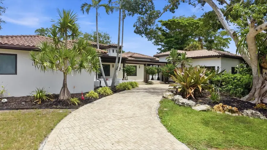 829 Idlewild Way, Sarasota, FL 34242 - #2