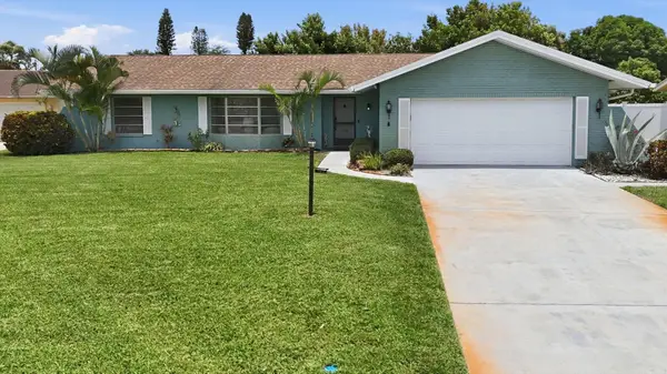 7402 13th Avenue W, BRADENTON, FL 34209