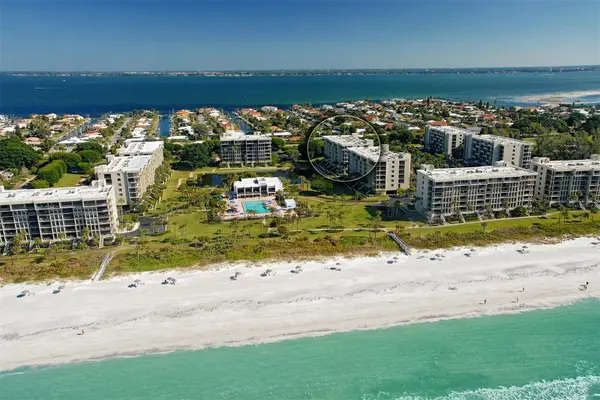 1095 Gulf Of Mexico Drive #104, LONGBOAT KEY, FL 34228