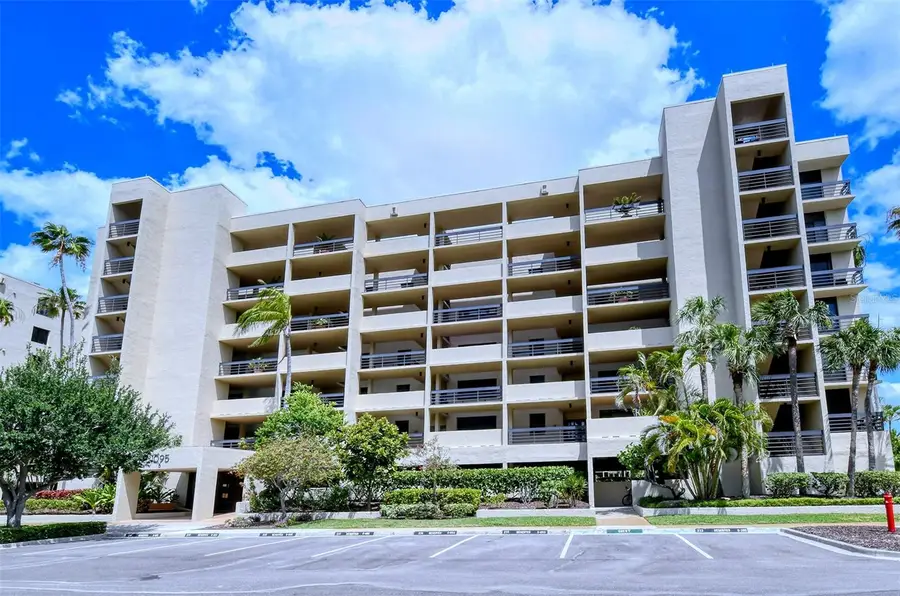 1095 Gulf Of Mexico Drive #104, Longboat Key, FL 34228 - #3