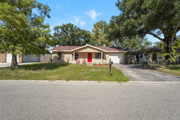304 64th Street Ne, BRADENTON, FL 34208