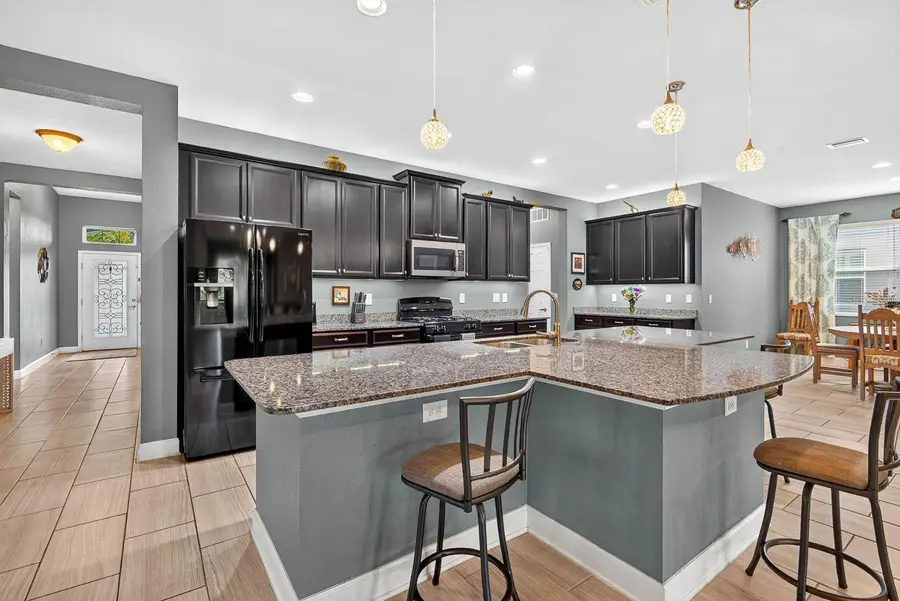 792 Rosemary Circle, Bradenton, FL 34212 - #2