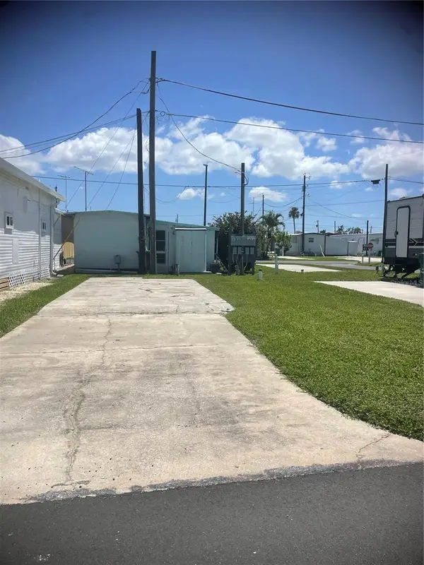 9 Tennessee Street, PALMETTO, FL 34221