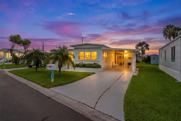 136 Lakeview Dr. Drive, PALMETTO, FL 34221
