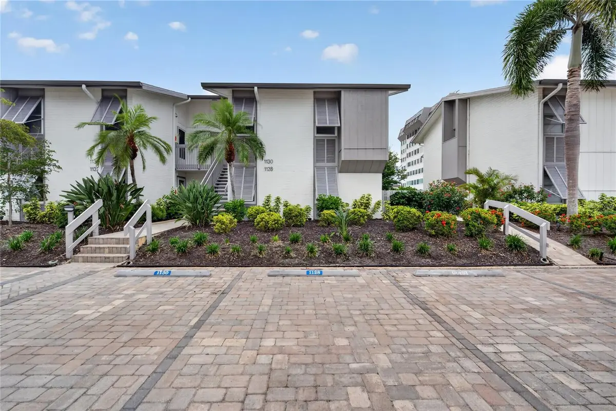1130 W Peppertree Lane #118, Sarasota, FL 34242 - #1