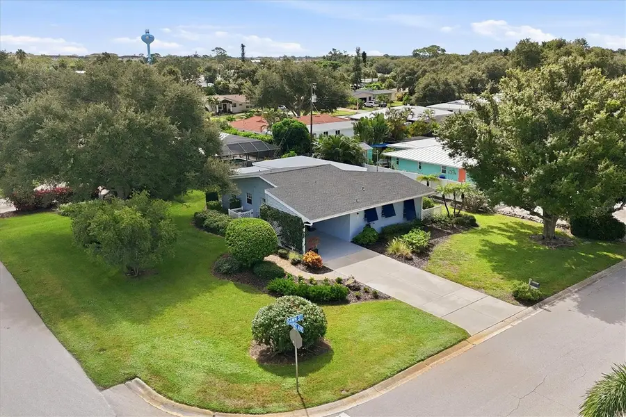 213 Firenze Avenue W, Venice, FL 34285 - #2