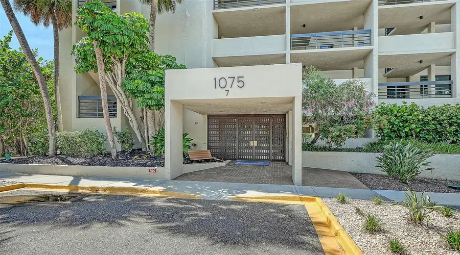 1075 Gulf Of Mexico Drive #303, Longboat Key, FL 34228 - #2