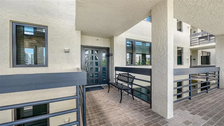 1075 Gulf Of Mexico Drive #303, Longboat Key, FL 34228 - #3