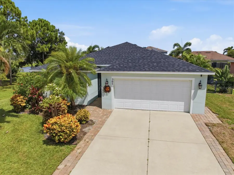 305 65th Avenue E, Bradenton, FL 34203 - #2