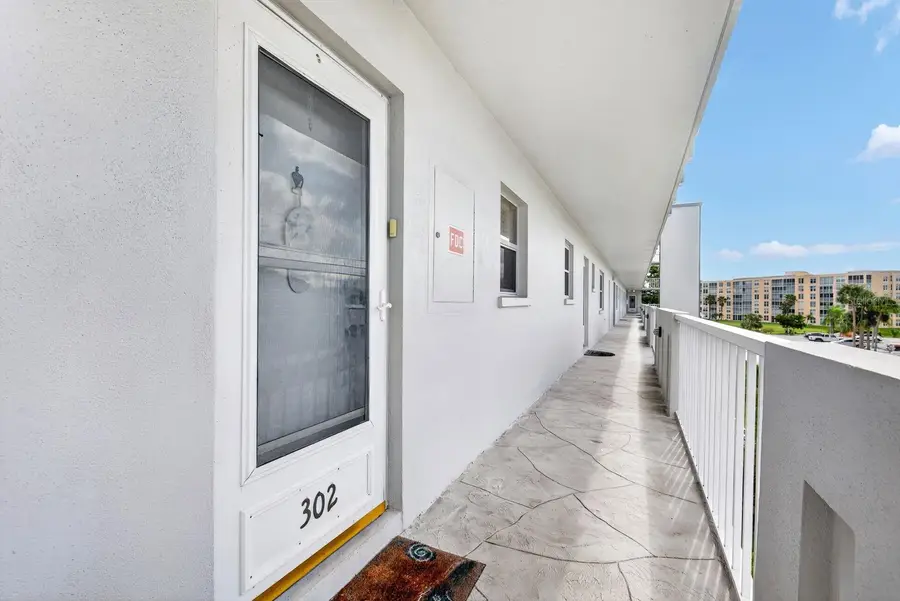 4240 Ironwood Circle #302A, Bradenton, FL 34209 - #2