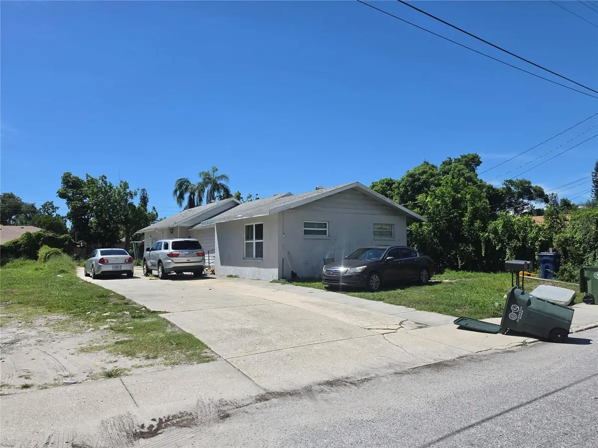 1222 17th Street W, Bradenton, FL 34205 - #1