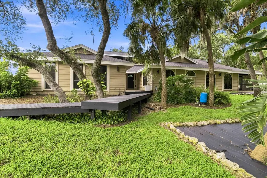 902 Drakeswood Court, Sarasota, FL 34232 - #3