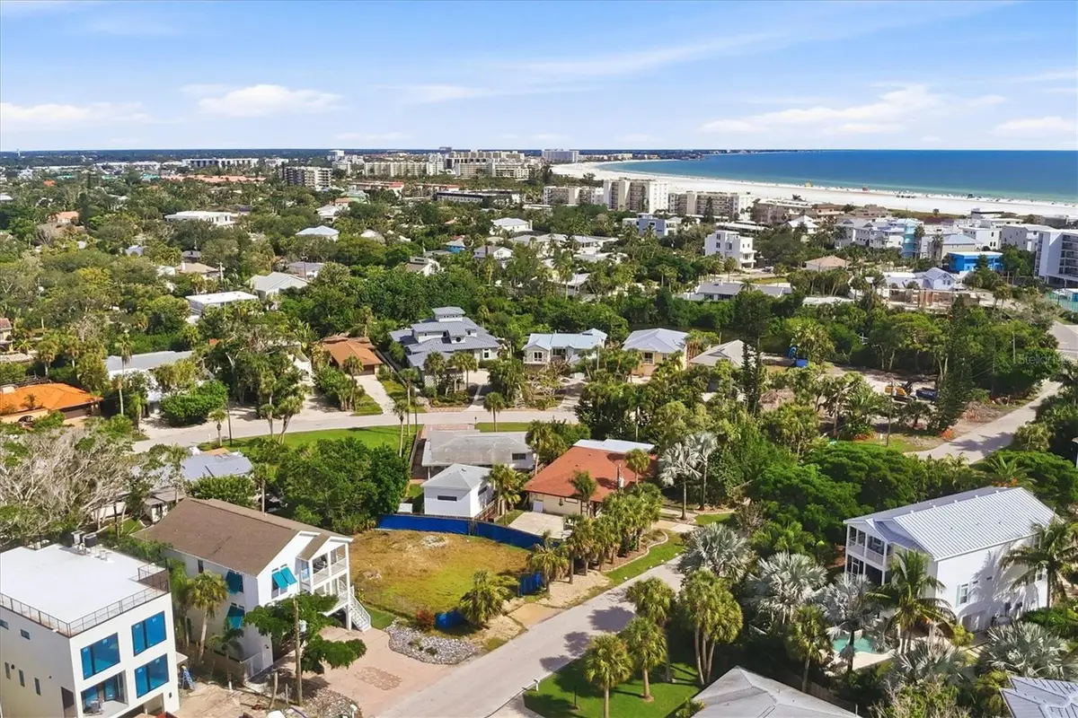 5375 Calle Florida, Sarasota, FL 34242 - #1