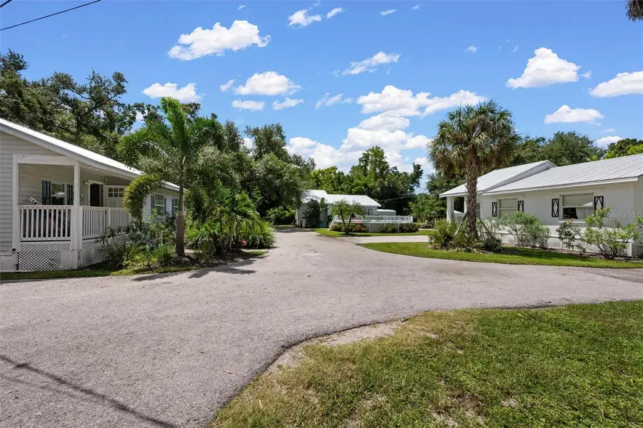 3476 Winton Avenue, Sarasota, FL 34234 - #2