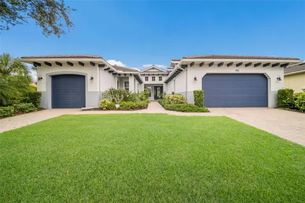 921 Riverscape Street, BRADENTON, FL 34208