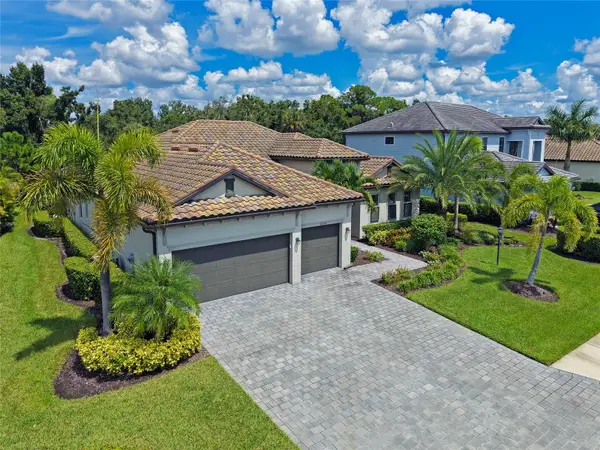 16203 Tradewind Terrace, LAKEWOOD RANCH, FL 34211