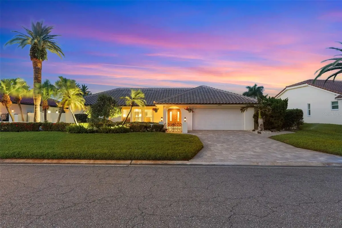 5860 Leeland Street S, Saint Petersburg, FL 33715 - #1