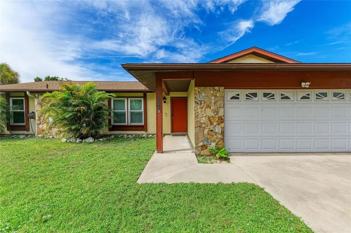 2219 Lockwood Meadows Circle, Sarasota, FL 34234 - #1