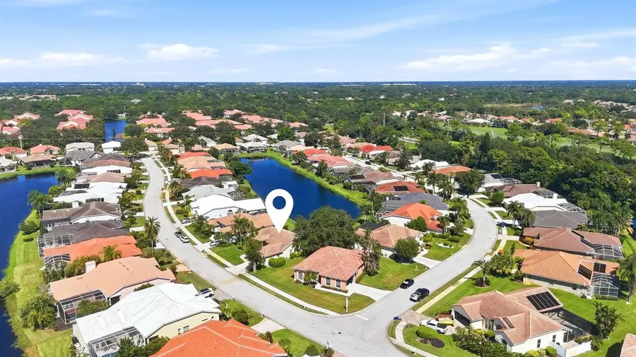 4246 Hearthstone Drive, Sarasota, FL 34238 - #2