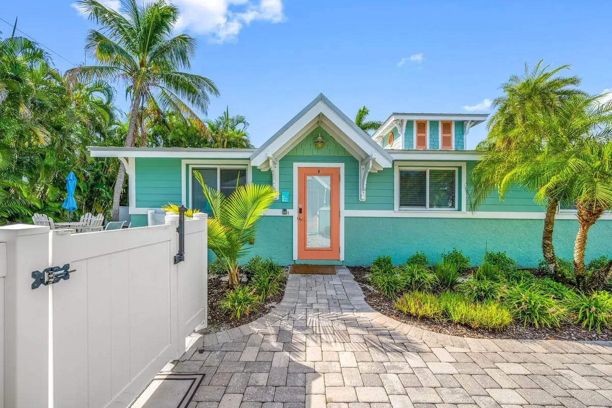 3007 Avenue E #B, Holmes Beach, FL 34217 - #1