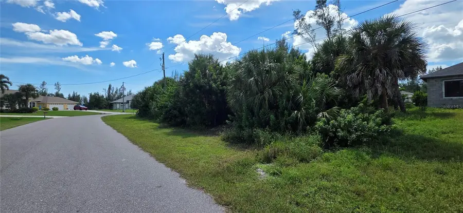 10483 Sunbury Drive, Port Charlotte, FL 33981 - #2