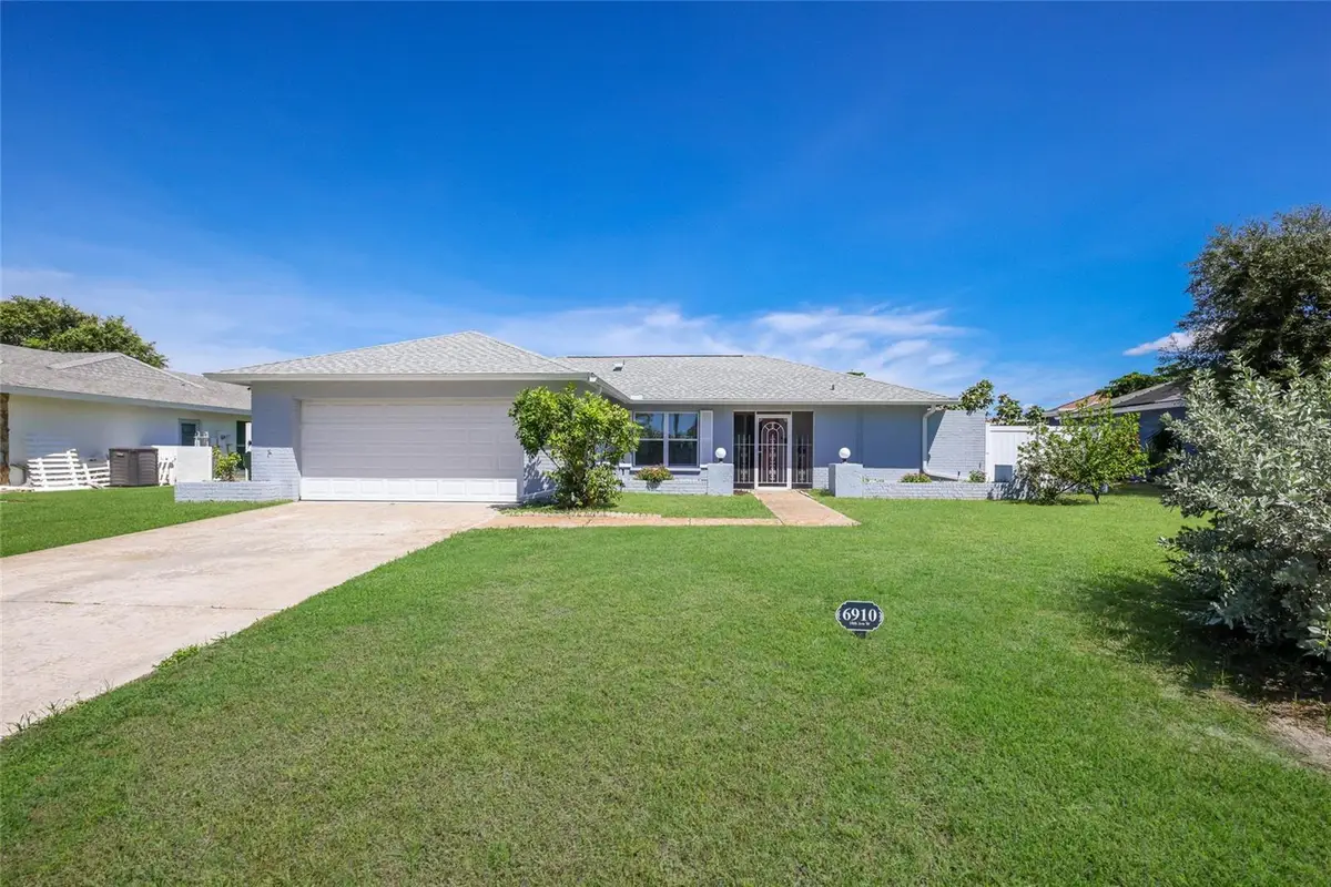 6910 18th Avenue W, Bradenton, FL 34209 - #1