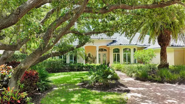 402 Macewen Drive, OSPREY, FL 34229