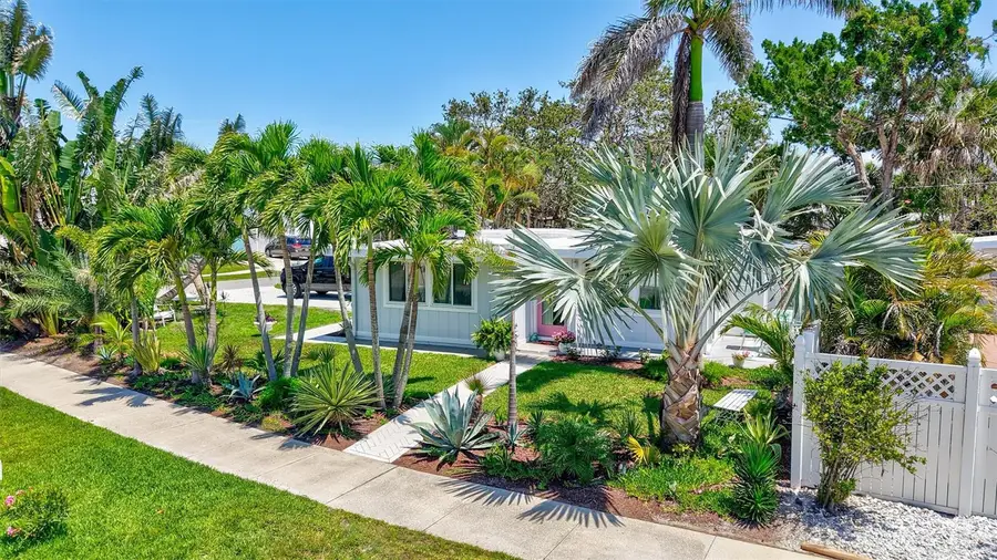 643 Calle Del Otono, Sarasota, FL 34242 - #3