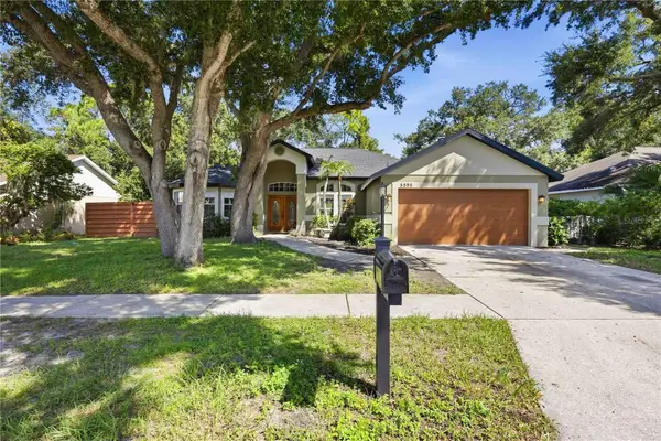 5595 Bent Oak Drive, SARASOTA, FL 34232