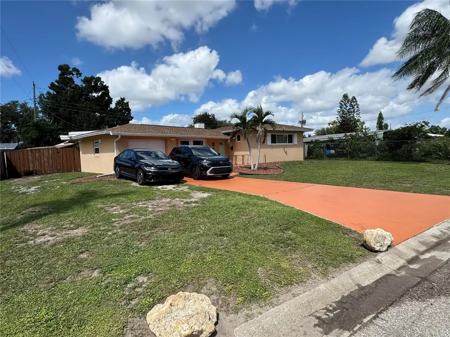 2715 Heather Place, Sarasota, FL 34235 - #3
