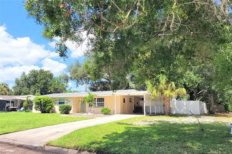 2975 Louise Street, Sarasota, FL 34237 - #3
