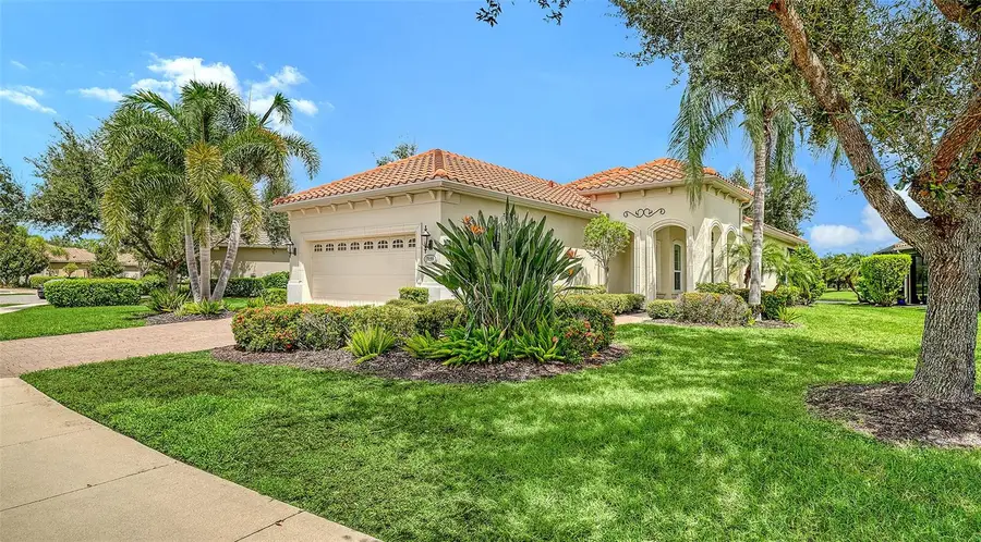 7159 Westhill Court, Lakewood Ranch, FL 34202 - #2