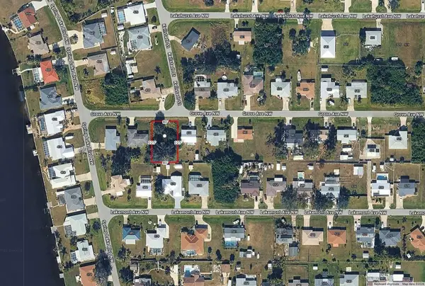 621 Grove Avenue Nw, PORT CHARLOTTE, FL 33952