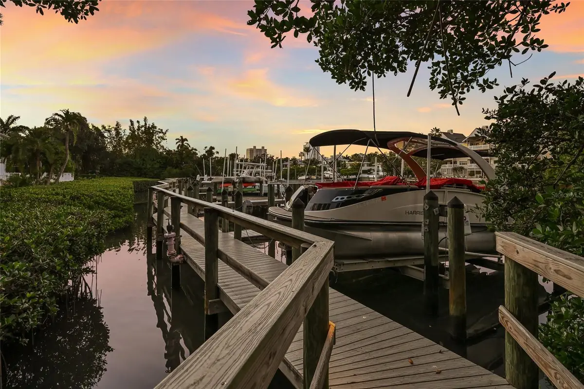 1749 Lincoln Park Circle, Sarasota, FL 34236 - #1