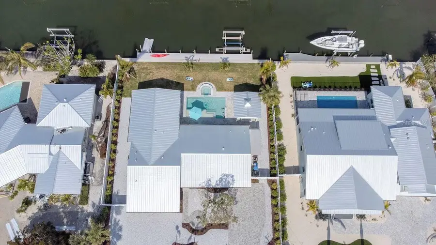 605 Concord Lane, Holmes Beach, FL 34217 - #2