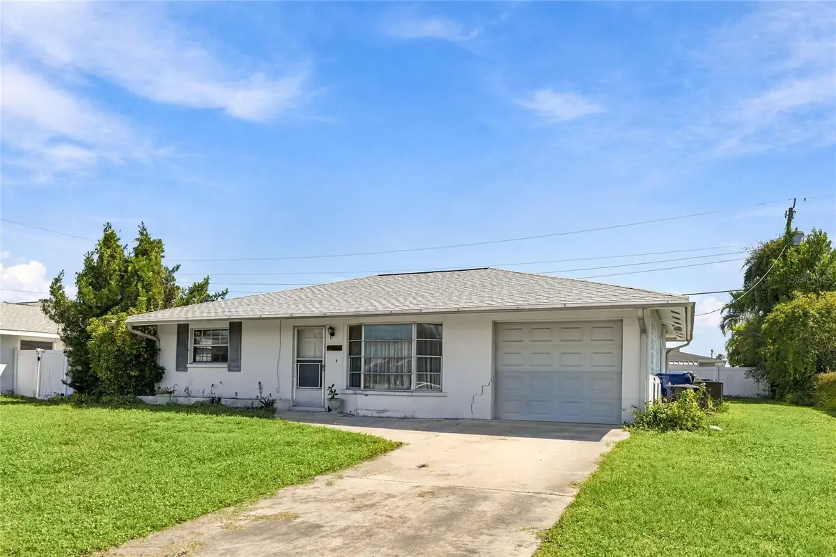 612 Center Road, Venice, FL 34285 - #1
